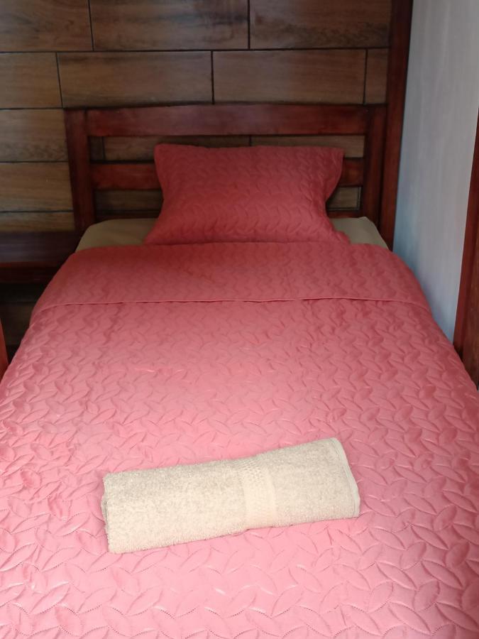 Budget Hostel Guatemala ภายนอก รูปภาพ