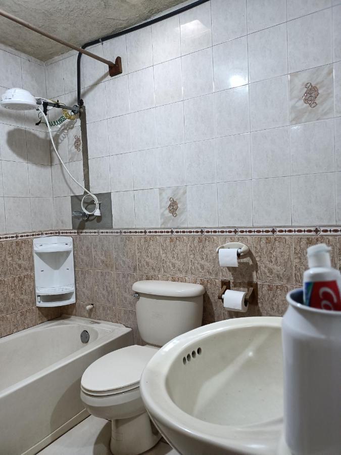 Budget Hostel Guatemala ภายนอก รูปภาพ